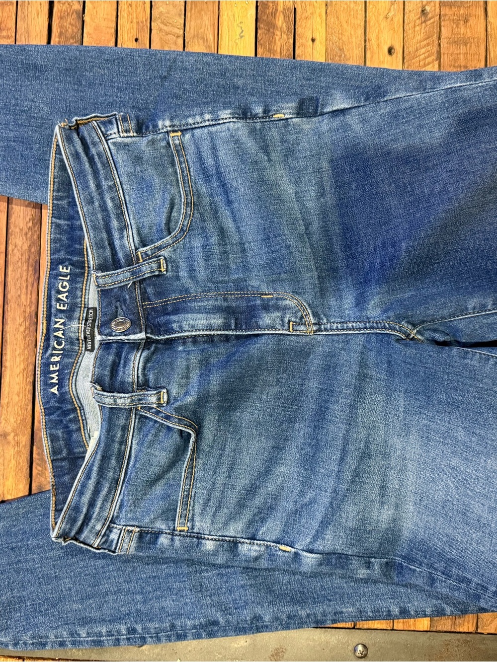 American Eagle Outfitters Women’s Blue High-Rise Jeans
